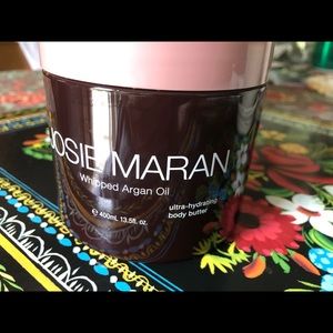 New Josie Maran Whipped body butter large 13.5 oz.